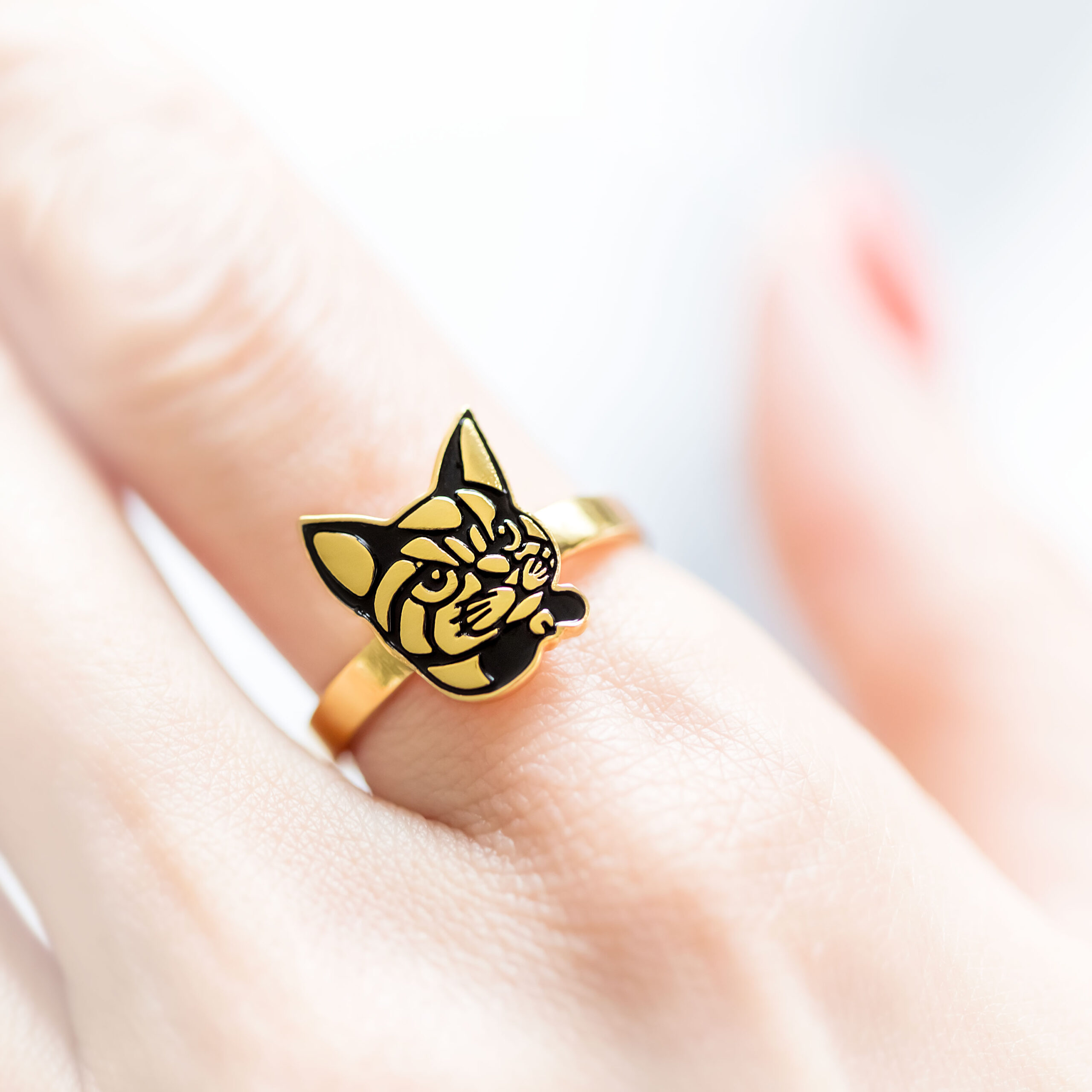 Rikka Ring On Finger